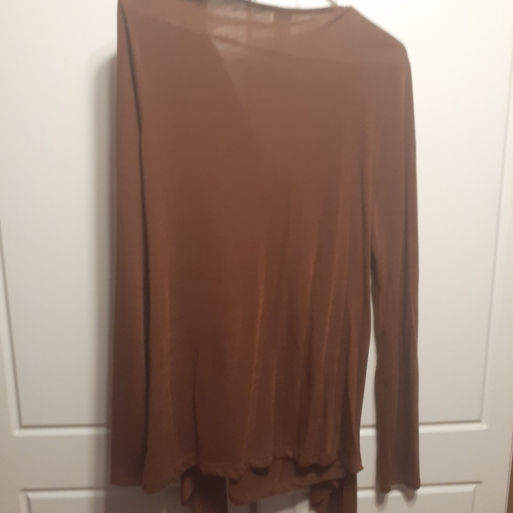 Brown Fooler Top - Picture 2 of 5